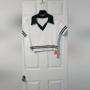 Cider Green and White Crop Top Sporty V-Neck